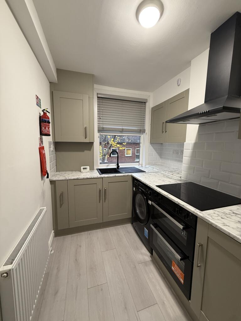 Main image of property: 2 Bed Luxury Student Apartment / Birkin Avenue / NG7 5AF