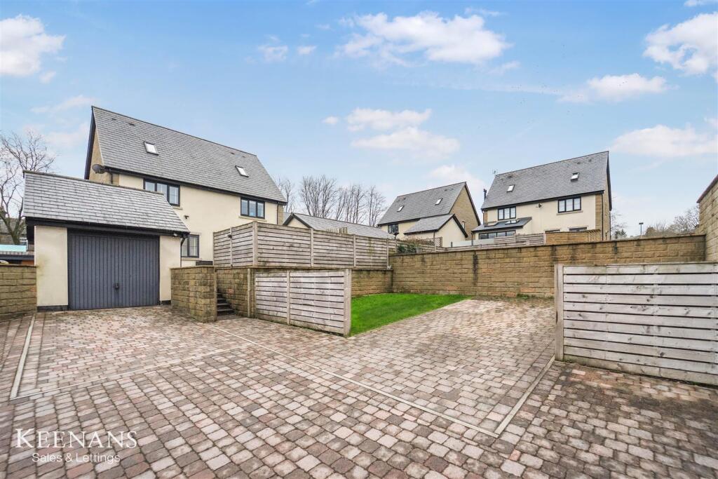 Additional image 11 of Oakenhead green