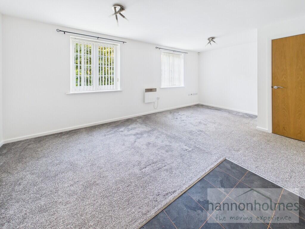 Apartment in Bolton, Greater Manchester - View 3