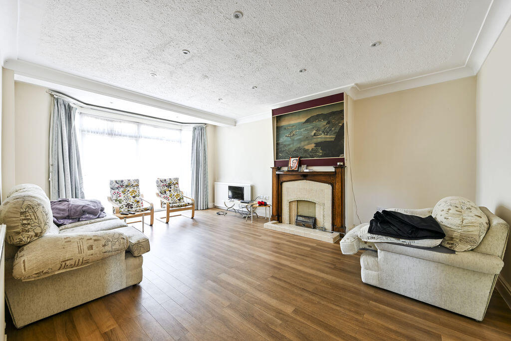 Lennox Gardens, London - View 4