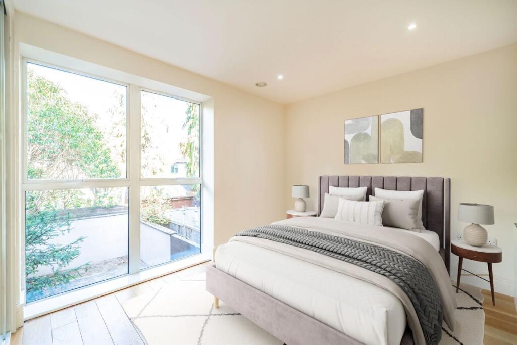 House in London - View 5