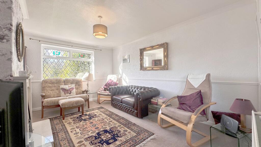 House in Stockport, Poynton-with-Worth - More