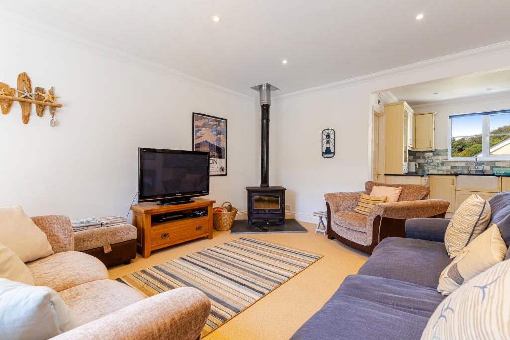 7 Coleridge House, Chillington photo 3