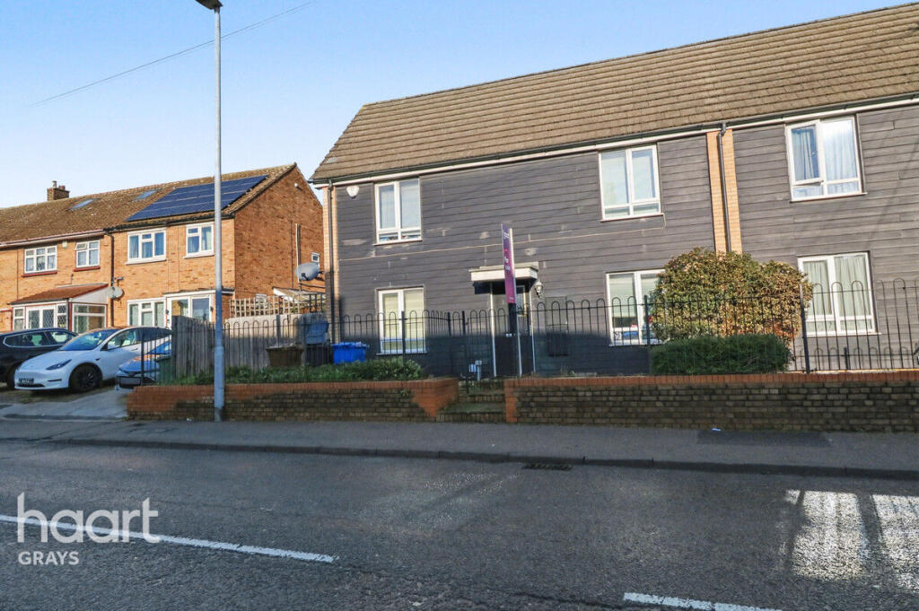 Main image of property: The Rookery, West Thurrock