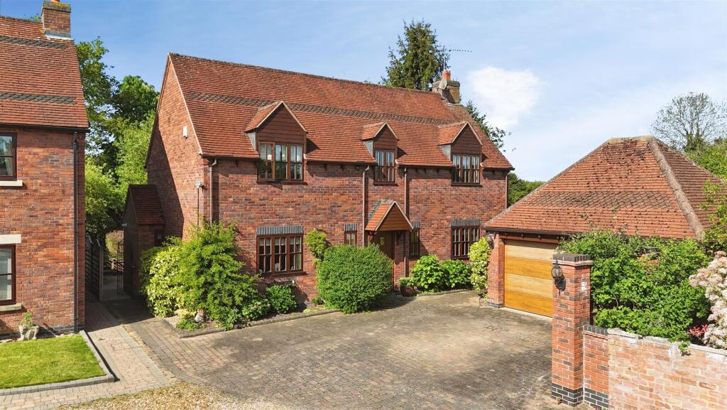 Main image of property: Smiths Lane, Snitterfield, Stratford-Upon-Avon