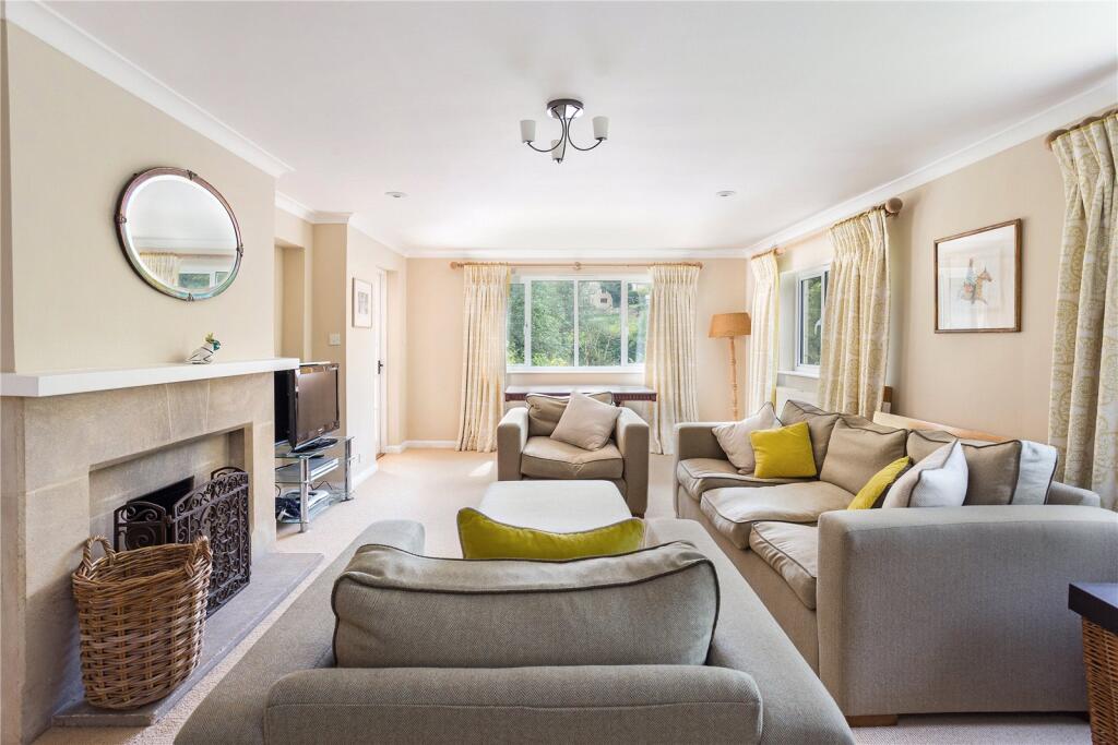 Caudle Green, Cheltenham, Gloucestershire, GL53 - More