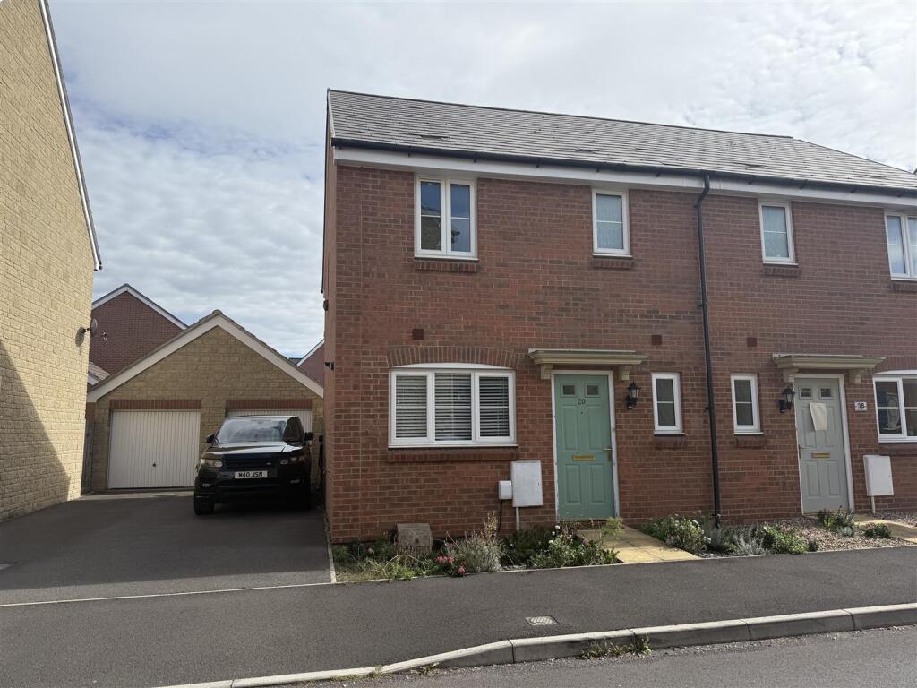 Main image of property: Lapwing Road, Melksham