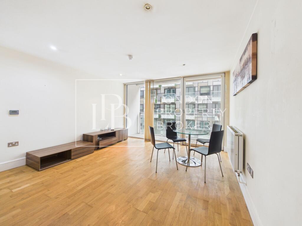 Main image of property: Cobalt Point, Millharbour, E14