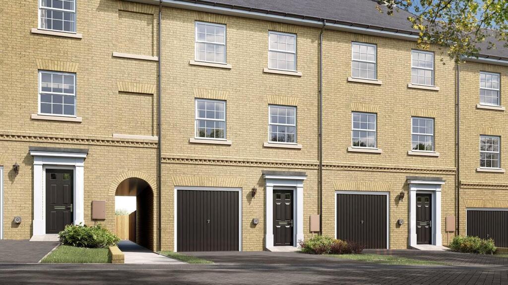 3-bed detached on Bury Road,
Woolpit,
IP30 9UY, £425,000