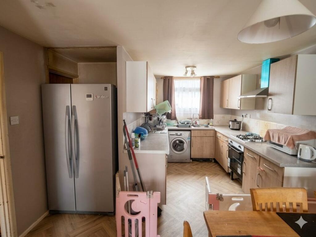 House in Portsmouth - View 2