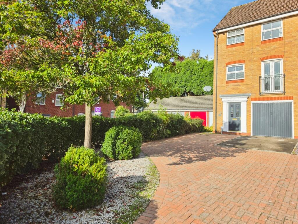 Main image of property: Moorhen Way, Packmoor, Stoke-on-Trent
