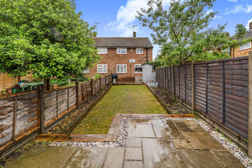 Main image of property: Halyard Close, Luton
