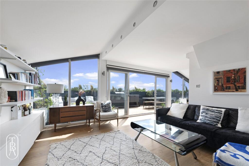 Main image of property: Roman Road, London, E3