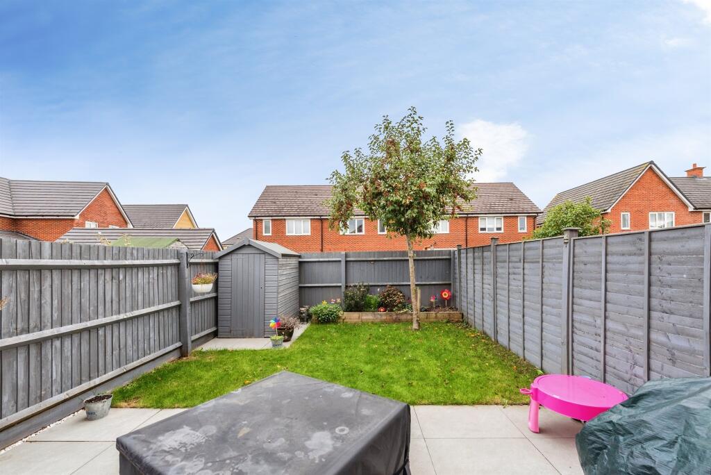 Parker Close, Brize Norton, Carterton photo 4