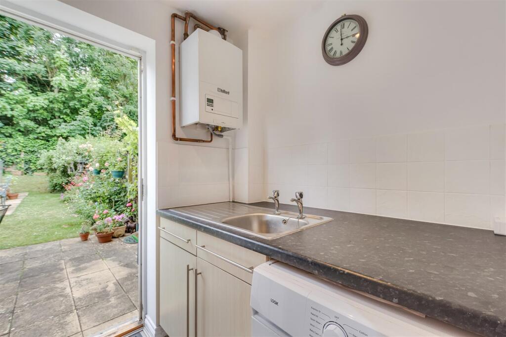 House in London, London Borough of Bromley - More