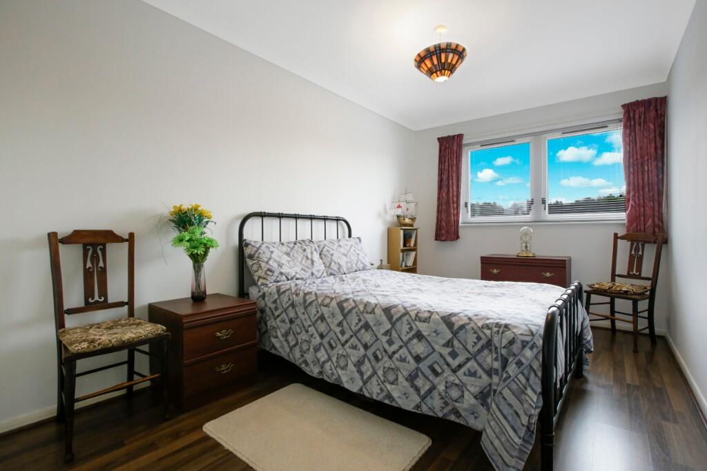 48 Tern Brae, Livingston, EH54 6UP photo 3