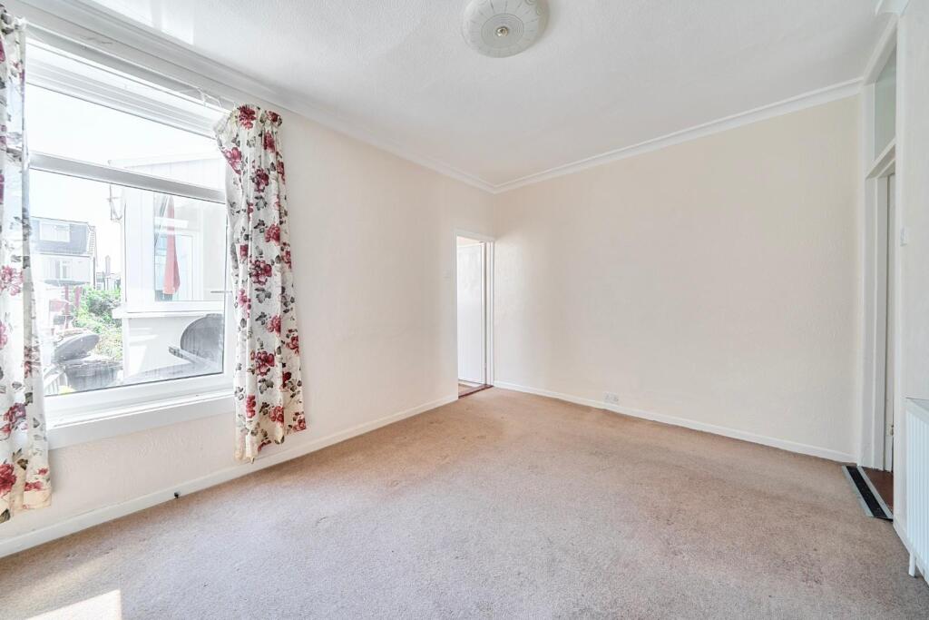 House in Portsmouth - View 4
