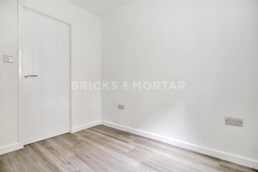 Charlotte Mews, Newcastle Upon Tyne photo 4