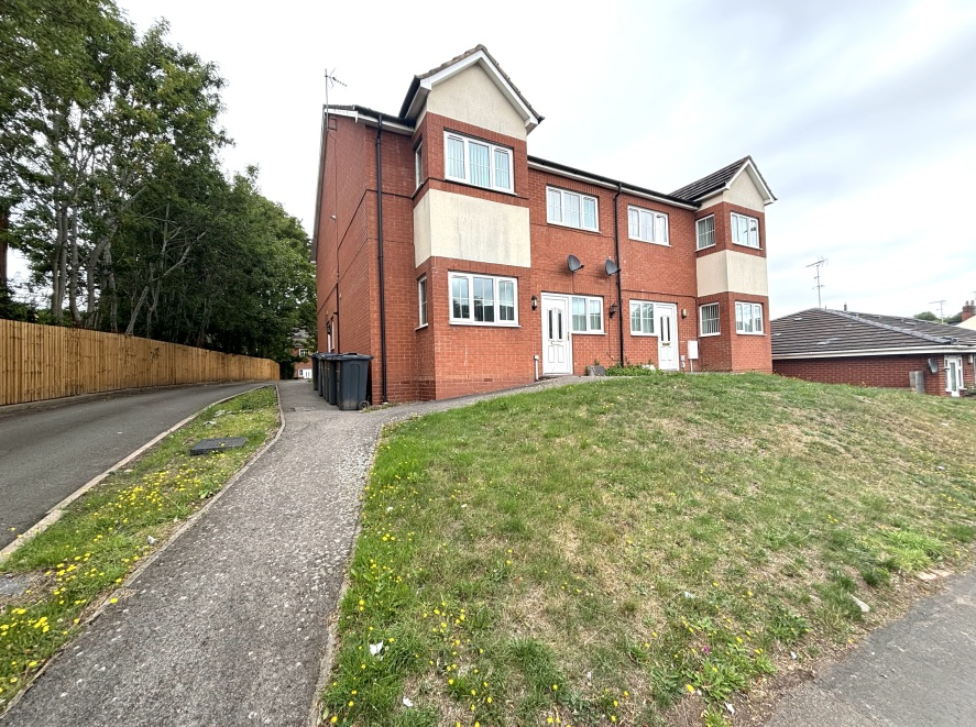 Main image of property: Kings Close, Kings Norton, B30