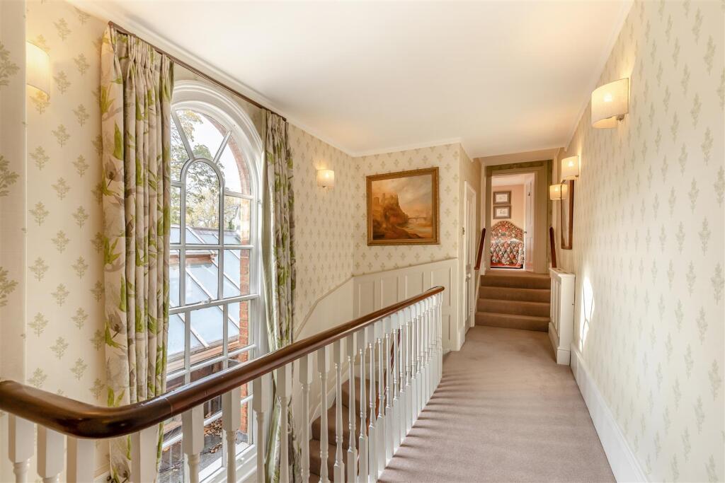 House in Milton Keynes - View 3