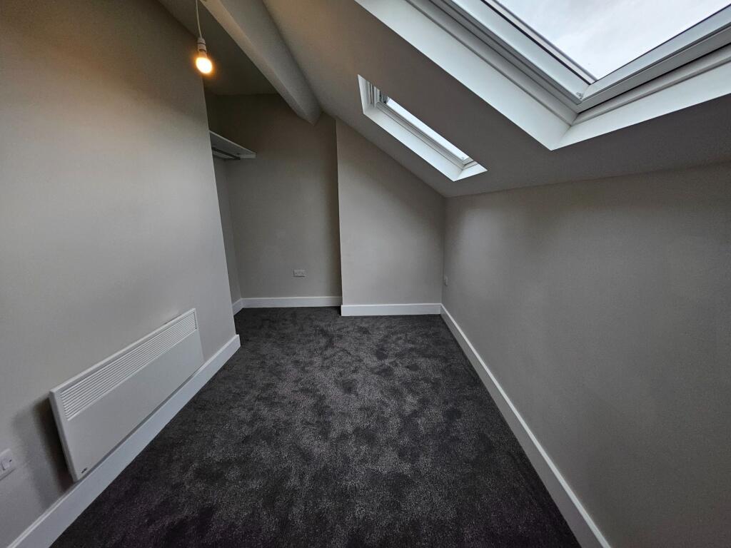 Apartment in Doncaster, South Yorkshire - View 4