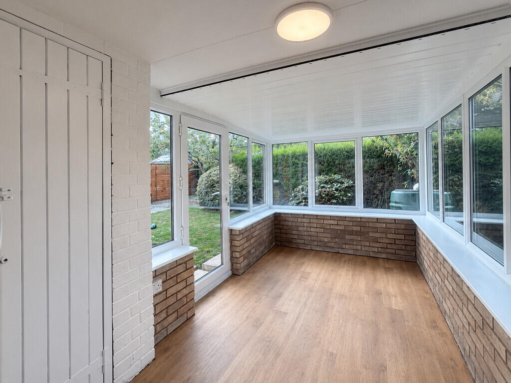 House in Stratford-on-Avon, Brailes - More