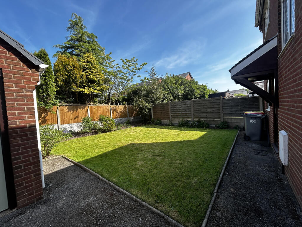 House in Preston - View 4