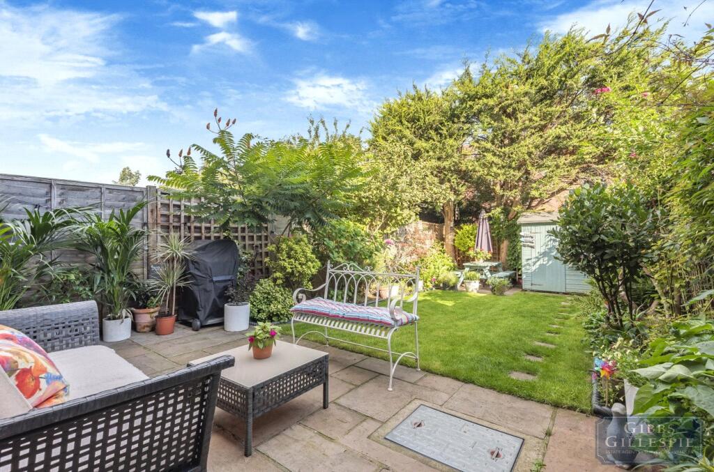 House in London - View 5