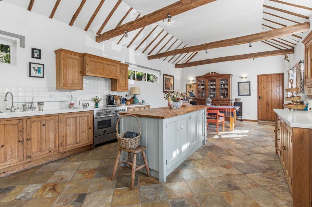 House in Uckfield, Hadlow Down - View 5