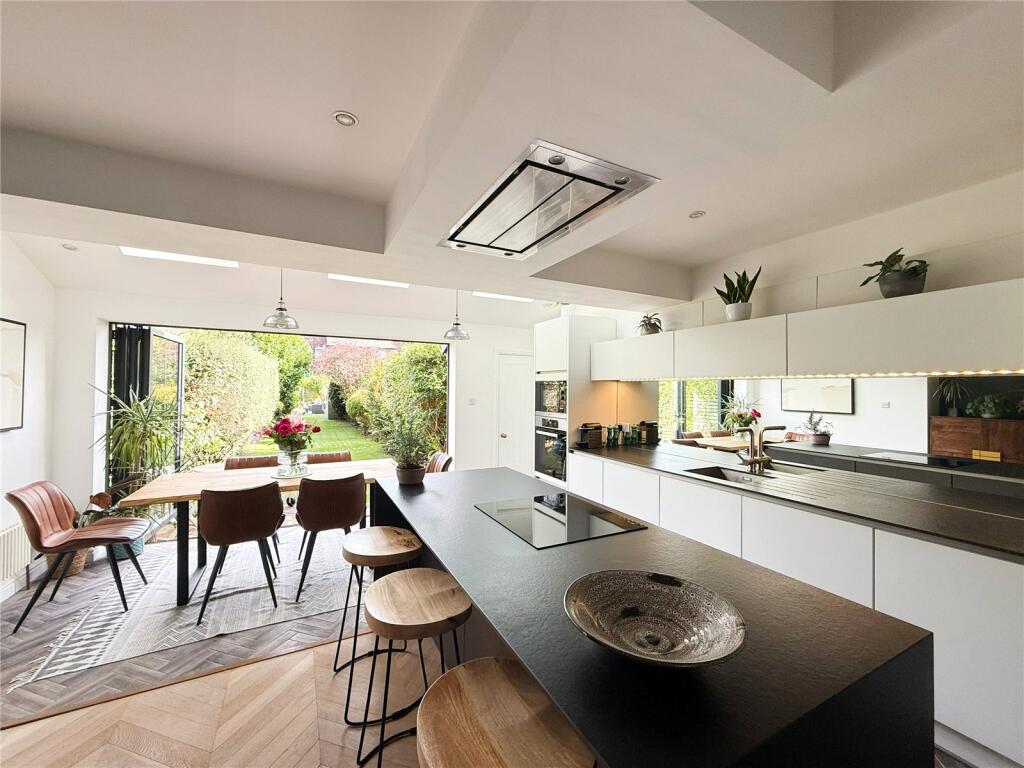 House in Manchester, West Didsbury - View 5