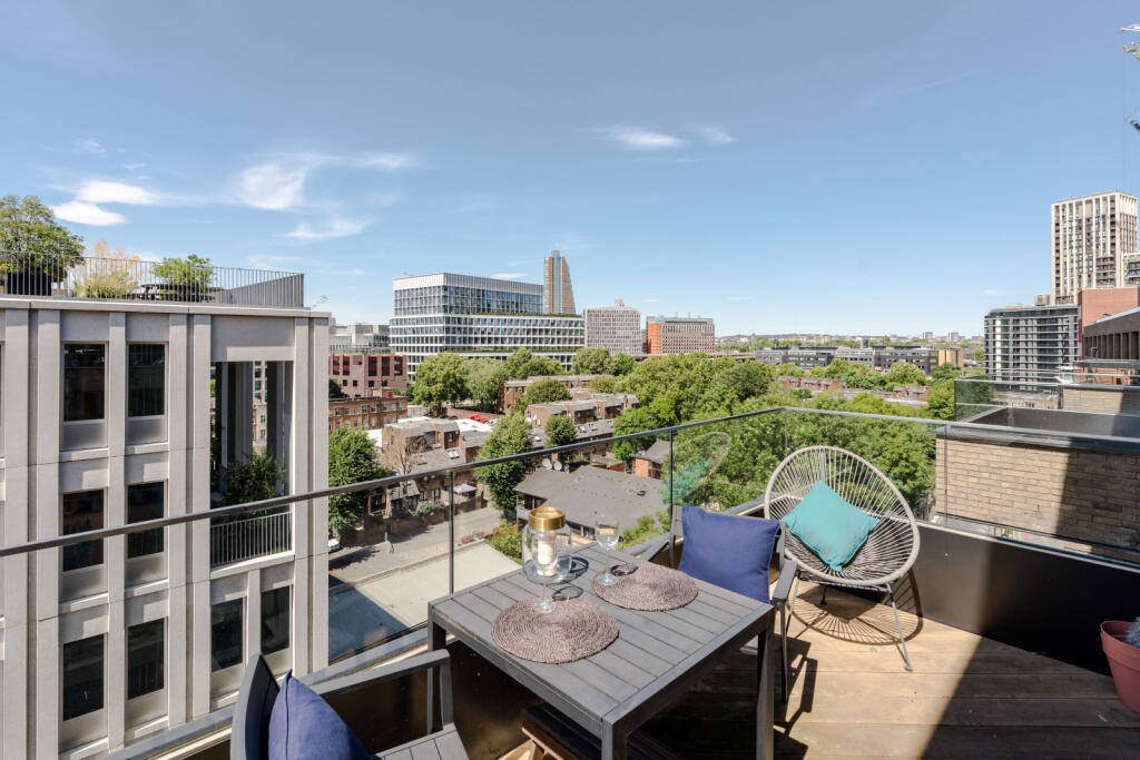 Apartment in London - View 2