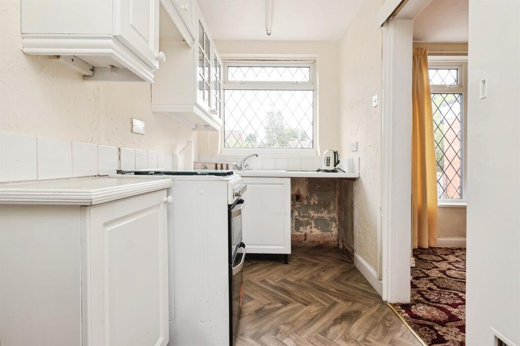 Edenhurst Road, Longbridge, Birmingham photo 5