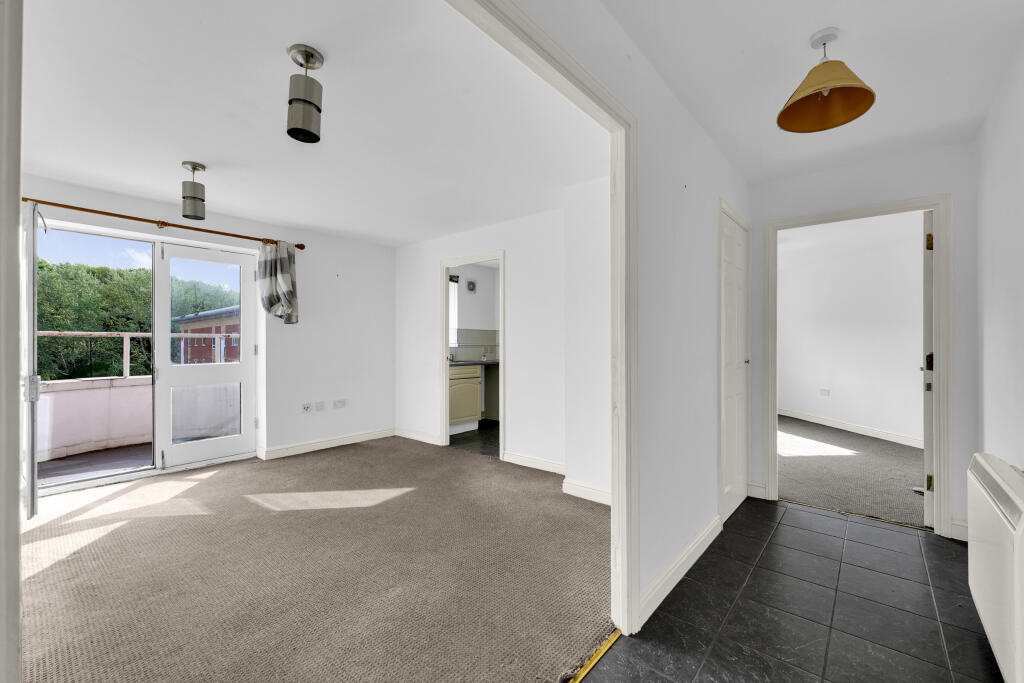 Apartment in London, Beckton - View 5