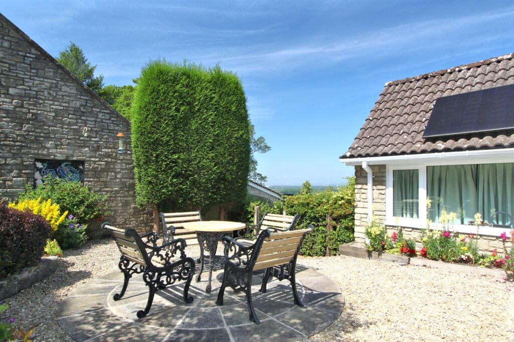 Main image of property: Gloucester Road, Almondsbury, BS32