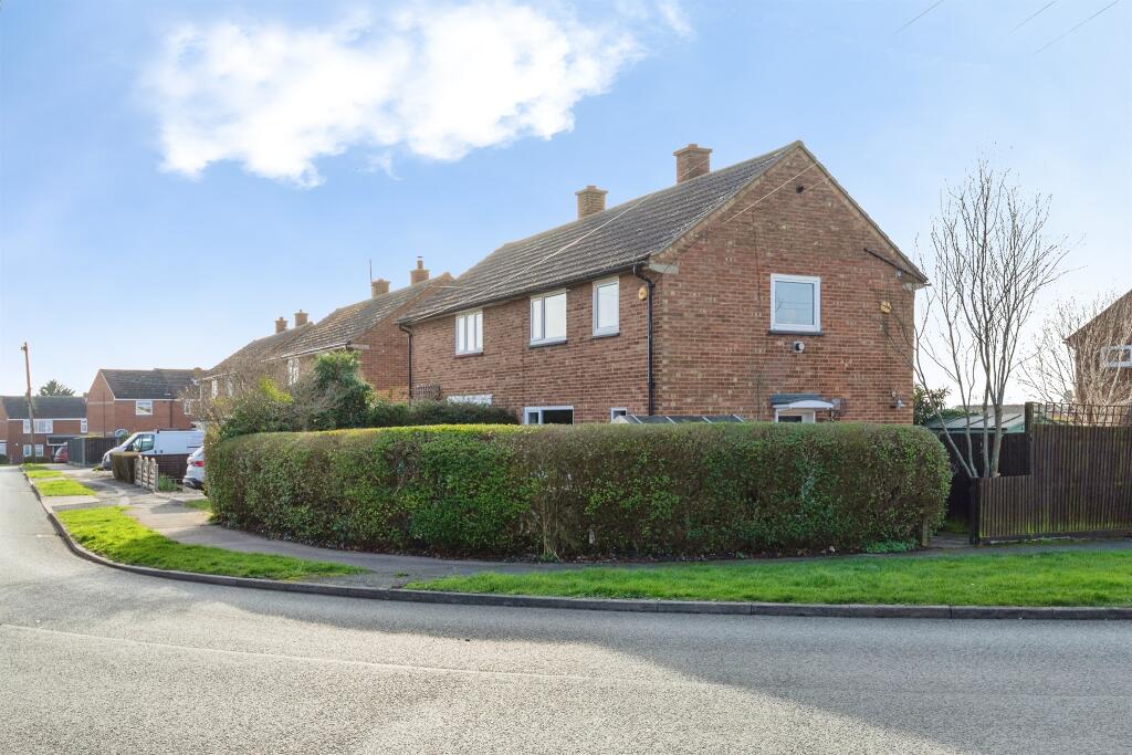 Main image of property: Hillary Rise, ARLESEY