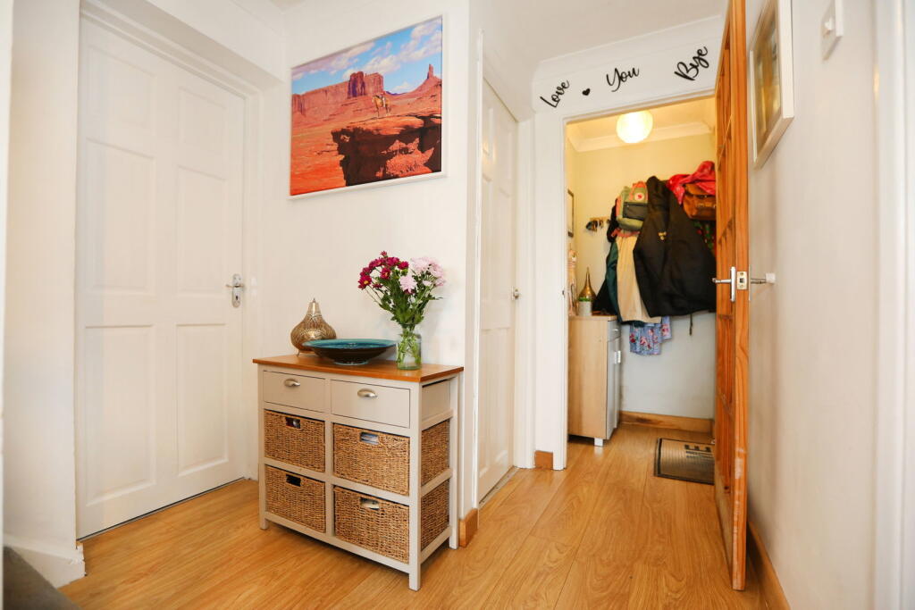 House in Exeter - View 4