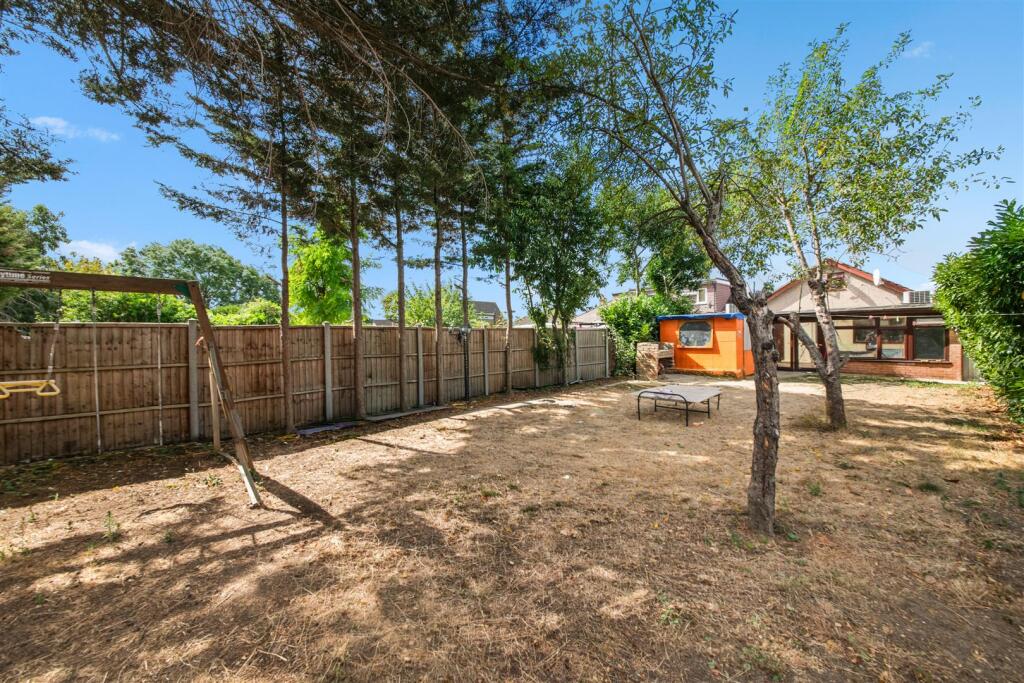 House in Southall - View 4