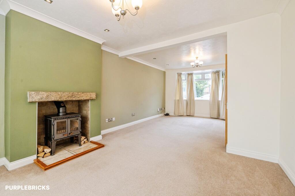 House in Lincoln - View 3