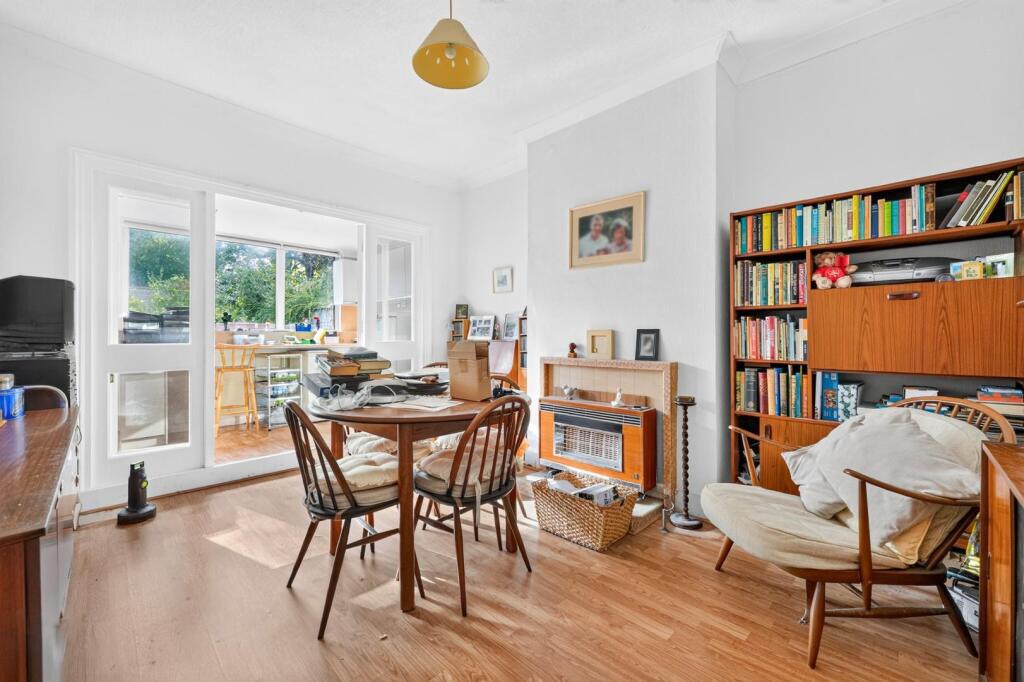 House in London, Hanwell - View 5