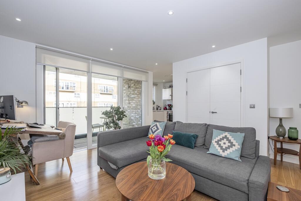 Main image of property: Cambridge Avenue London NW6