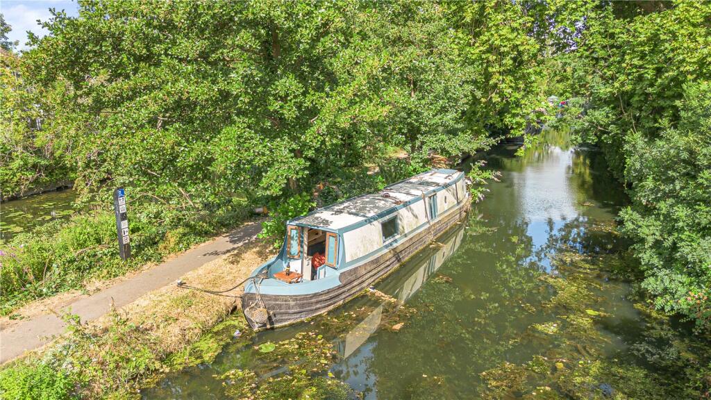 Main image of property: The Towpath, Hythe Bridge Street, OX1