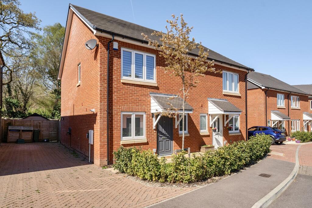 Main image of property: Maple Fields, Odiham, RG29