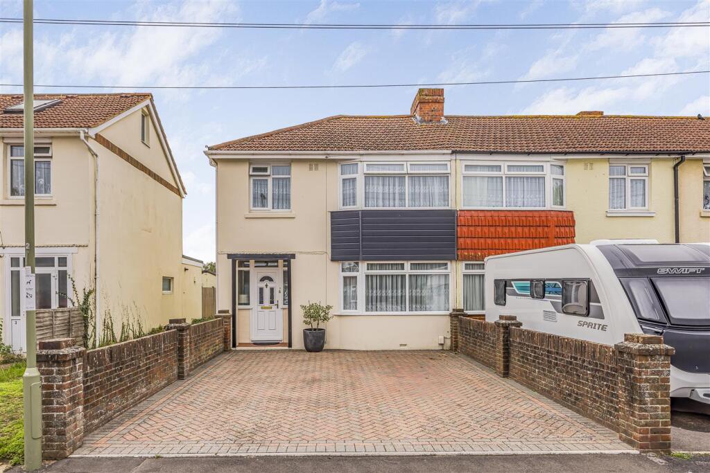 Main image of property: Fairfield Avenue, Fareham