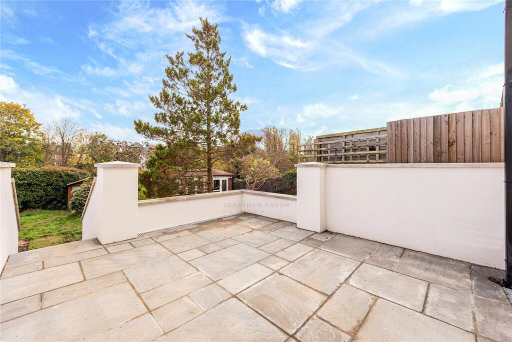 Main image of property: Holders Hill Road, Mill Hill, London, NW7