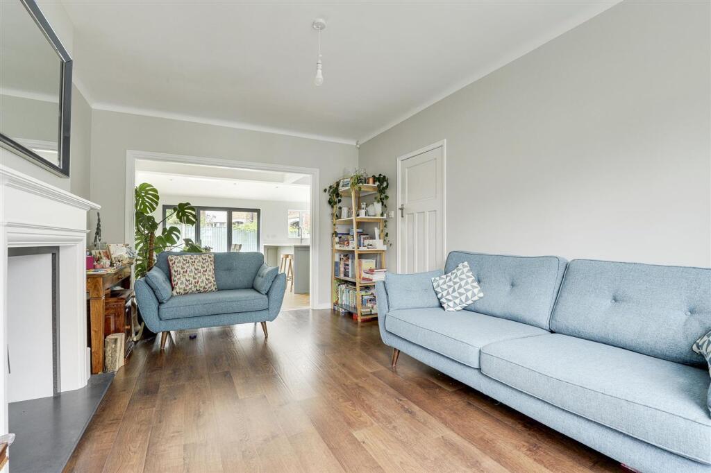 Lancelyn Gardens, West Bridgford, NG2 photo 3