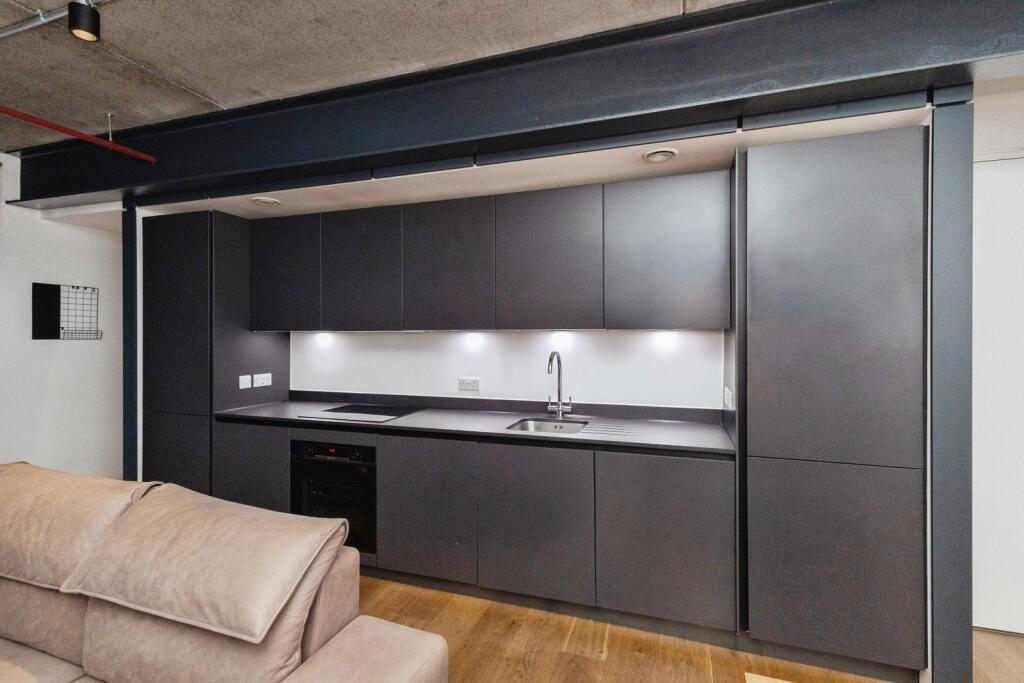 Apartment in Manchester - More