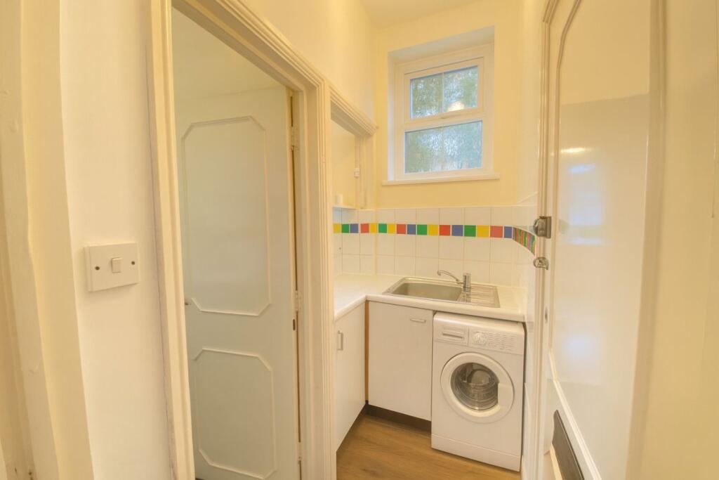 Apartment in Hemel Hempstead - View 5