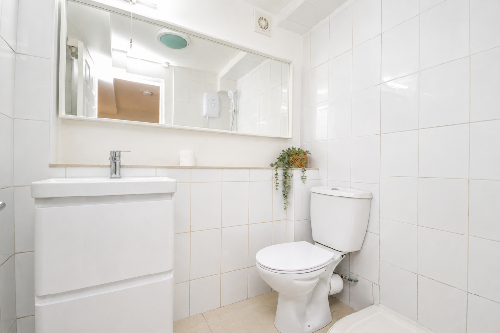 Apartment in Chichester, St James's - View 5