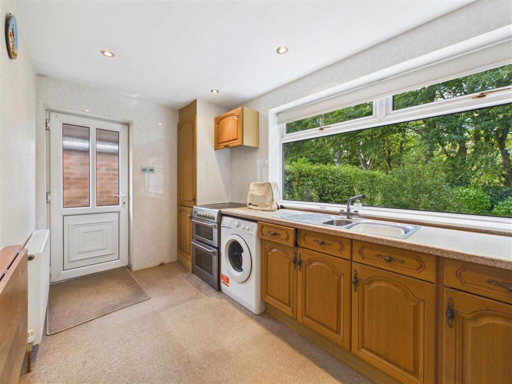 House in Sheffield - View 4