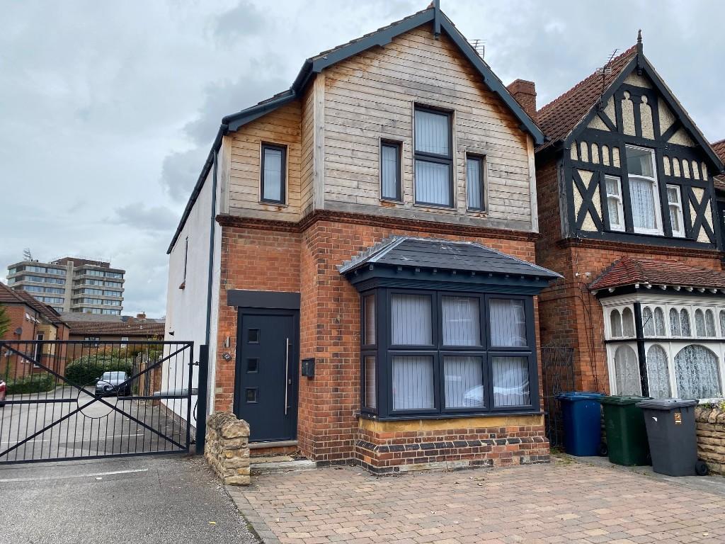 Main image of property: 12 Edward Road, Nottingham, Nottinghamshire, NG2